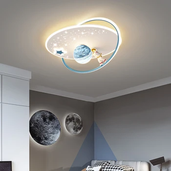Kaasaegse Loomingulise Astronaut Laste Lühter Magamistuba Uuringu Cartoon Puldi Juhitava LED-Lühter Leibkonna Valgustus Võistluskalendri